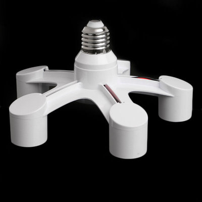 Femarmad lamphållare